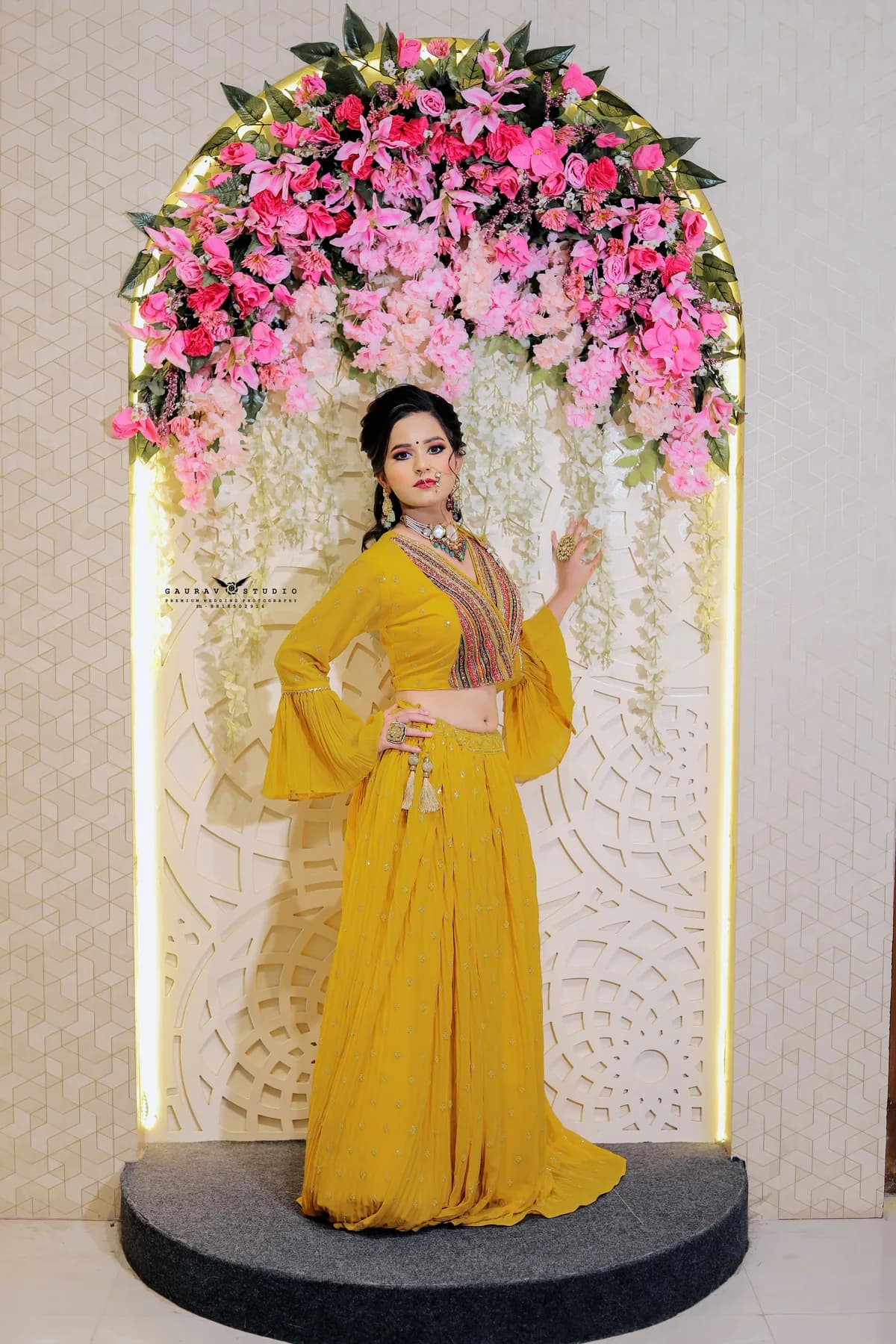 Mansi Exclusive Collection